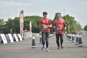 BIB: 0232, 0233
                            <button type="button" onclick="openModal(4951165)" class="btn btn-primary btn-sm float-right btn-popup" data-toggle="modal" data-target=".modal-high-quality">
                        <i class="fas fa-shopping-cart"></i> Add to Cart
                    </button>
                                            <button type="button" onclick="isThisMe(4951165, true)" class="btn btn-success btn-sm float-right btn-popup btn-isme hidden" data-toggle="tooltip" data-placement="bottom" title="นี่คือรูปของคุณใช่ไหม คลิกที่นี่เพื่อเอาเข้าอัลบั้ม">
                        <i class="fas fa-plus"></i> Add to album
                    </button>
                    <button type="button" onclick="isThisMe(4951165, false)" class="btn btn-warning btn-sm float-right btn-popup btn-isnotme hidden">
                        <i class="fas fa-ban"></i> Remove from album
                    </button>